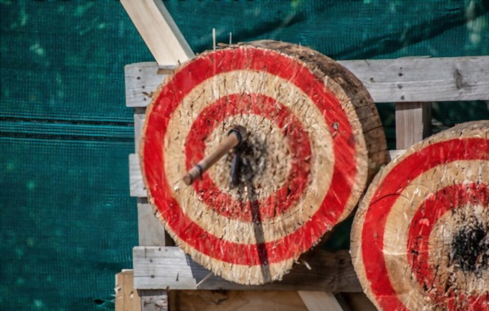 Markings And Design of Axe Throwing Target